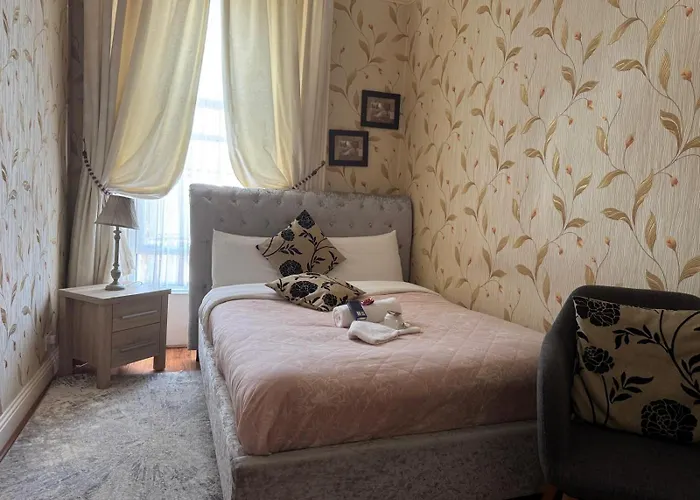 Donnybrook Hall Guest house