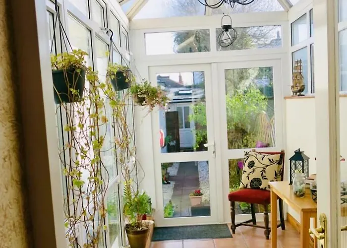 Donnybrook Hall Guest house 3*