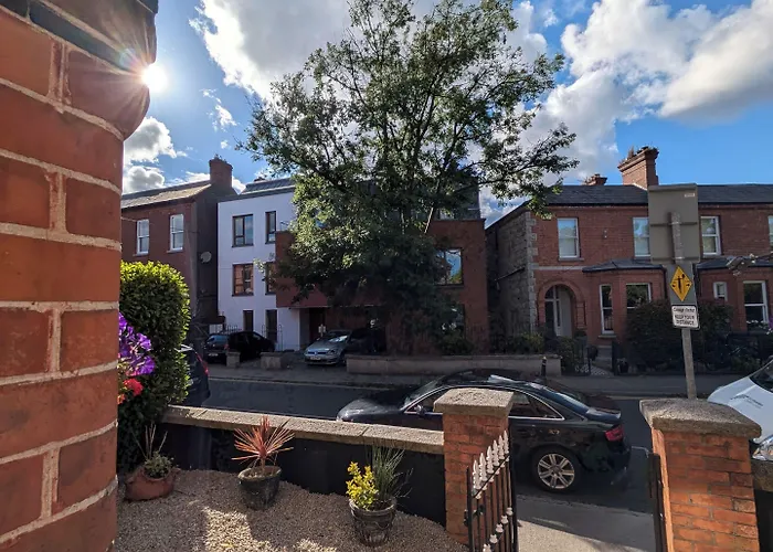 Guest house Donnybrook Hall 3*