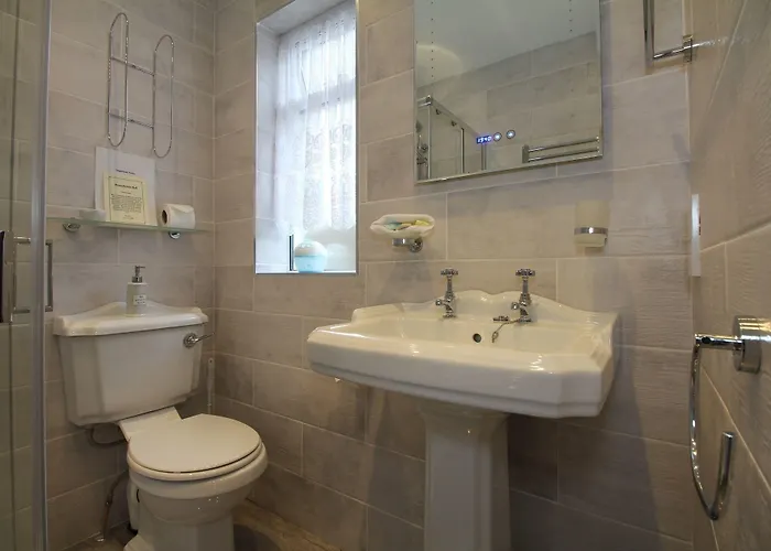 Donnybrook Hall Guest house Dublin