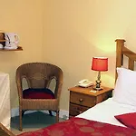 Konukevi Donnybrook Hall Dublin