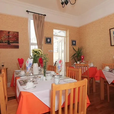 Guest house Donnybrook Hall 3*