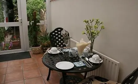 Гостевой дом Donnybrook Hall 3*