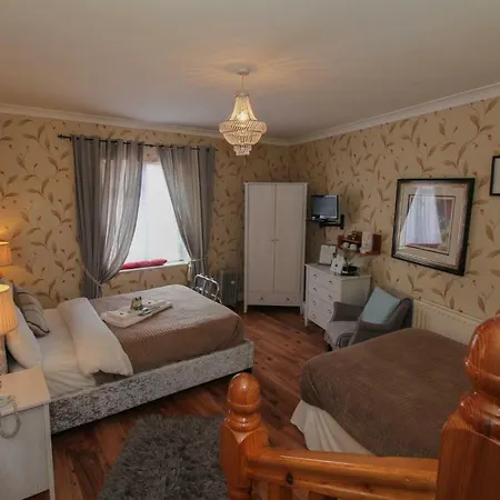 Donnybrook Hall Гостевой дом 3*