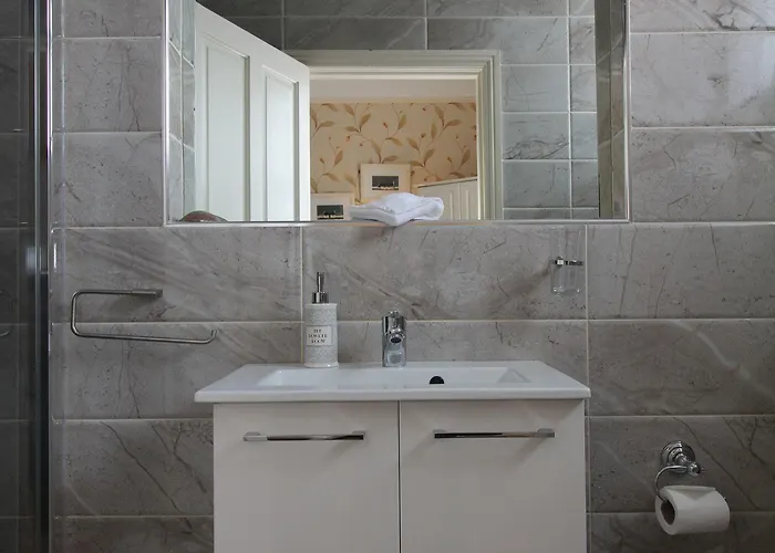 Donnybrook Hall 게스트하우스 3*