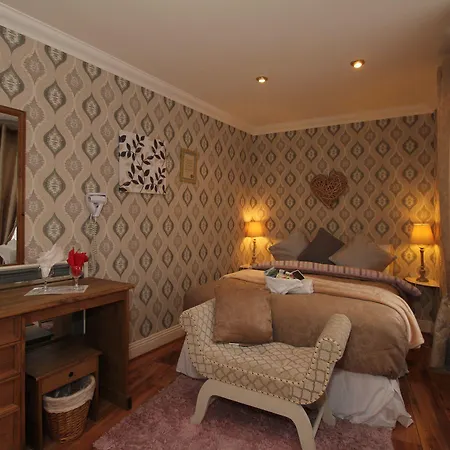 Penzion Donnybrook Hall 3*